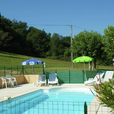Spacious Holiday With Private Swimming Pool In Cuneges Dom wakacyjny *
