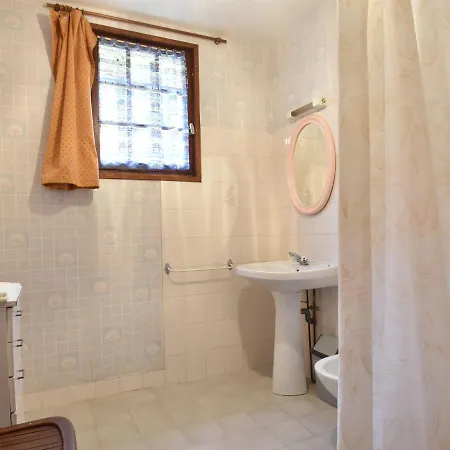 Spacious Holiday With Private Swimming Pool In Cuneges Dom wakacyjny *